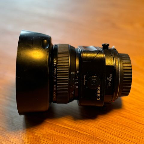 Pent brukt Canon TS-E 45mm f/2.8 Tilt-Shift Objektiv