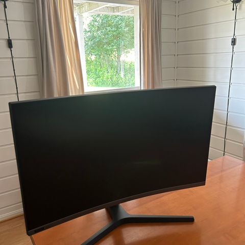 Samsung 27" curved 240hz