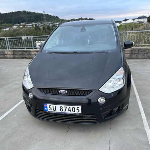 Ford S-Max selges som delebil/repobjekt