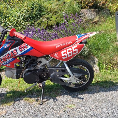 Honda CRF50 2016