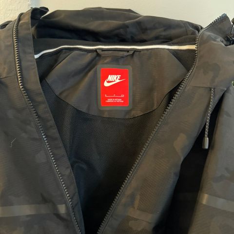 Nike jakke str S