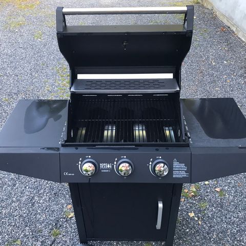 Helt ny, ubrukt gassgrill med regulator!