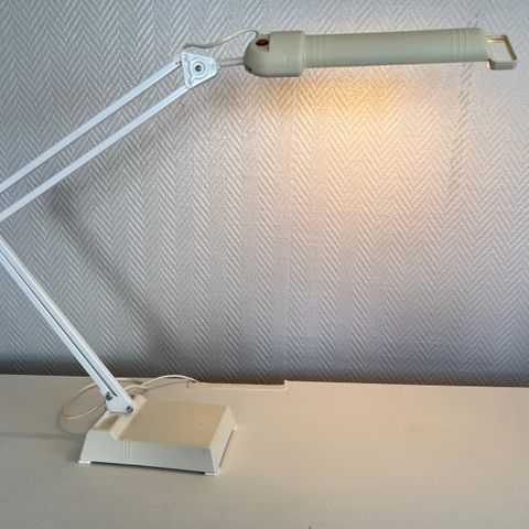 Lival retro skrivebordslampe PL11