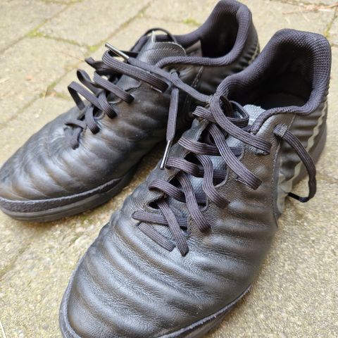 Innefotballsko Nike str 39/40