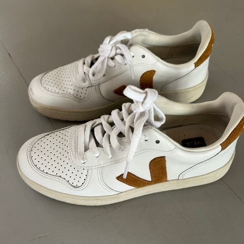 Veja Sneakers str 38