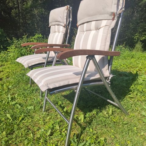 2 Brafab teak stoler m/puter selges