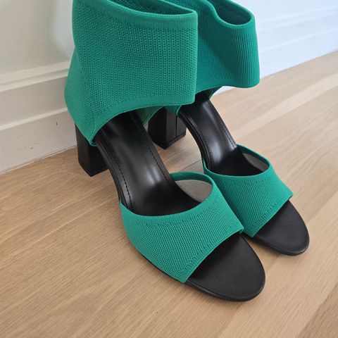 Nye grønne sandaler