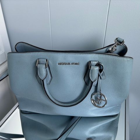 Michael Kors og Guess