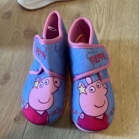 Peppa Gris tøffler strl 29