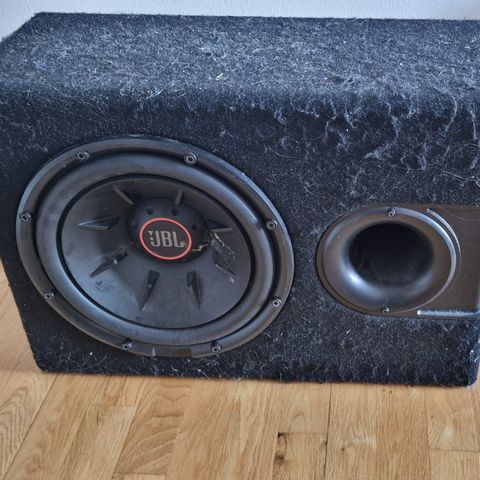 JbL Sub med forsterker