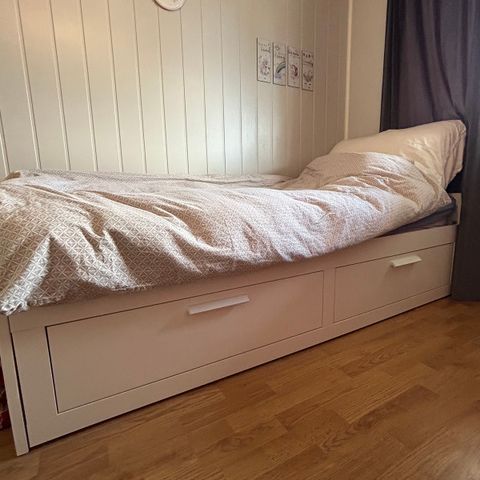 IKEA Bremnes seng - pent brukt