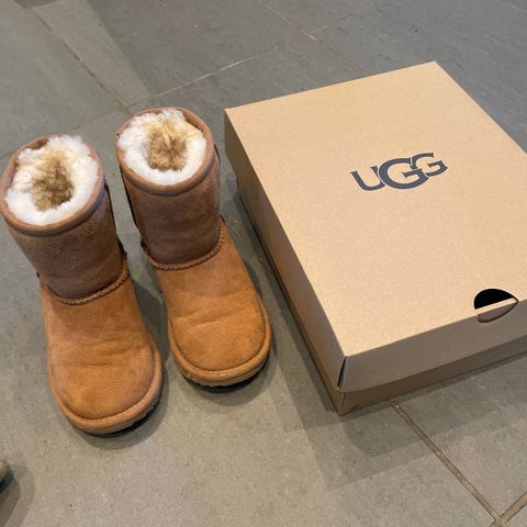 UGGS størrelse 27,5