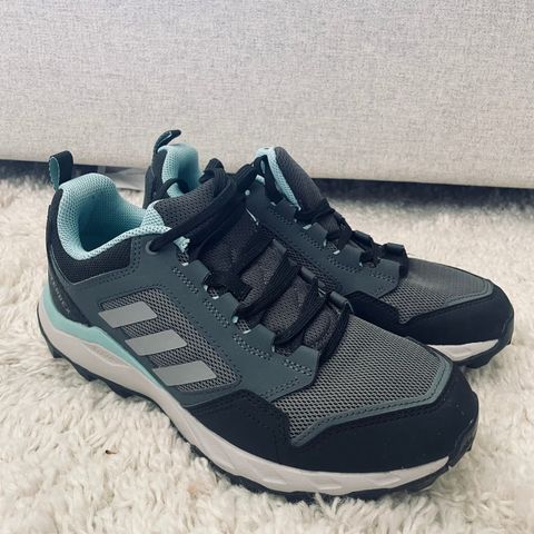 Adidas terrex 40 2/3