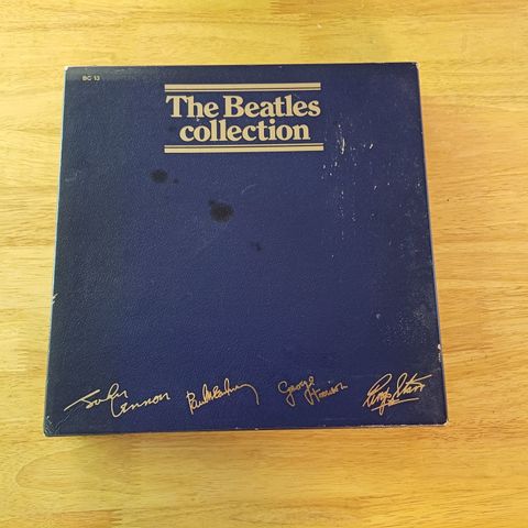 Vinyl box.  The beatles collection