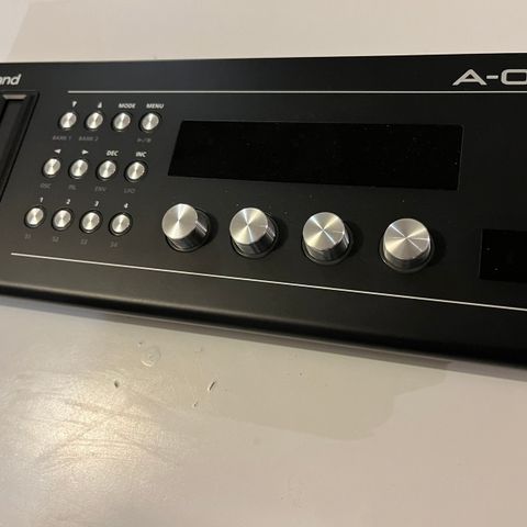 Roland A-01