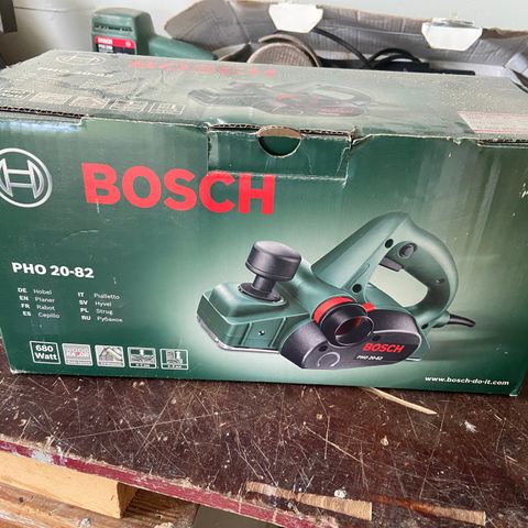 Elektrisk høvel type Bosch PHO 20-82