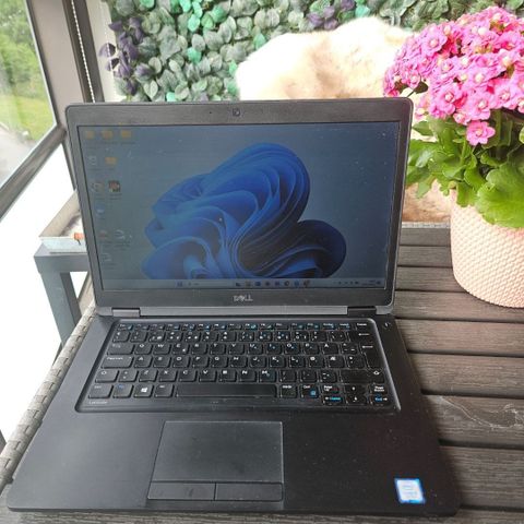 Dell latitude 5480 14’’ // i5 // 16gb ram