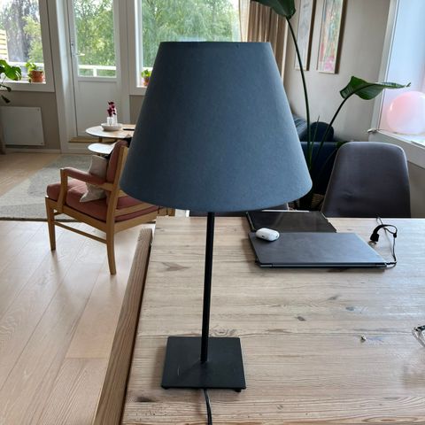 nattbordslampe