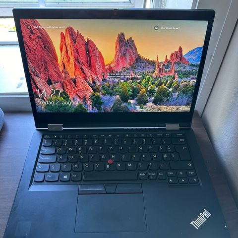 Lenovo Thinkpad L13 yoga 2-in-1 bærbar pc med touch skjerm.