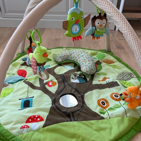 Babygym fra Skip Hop Treetop Friends