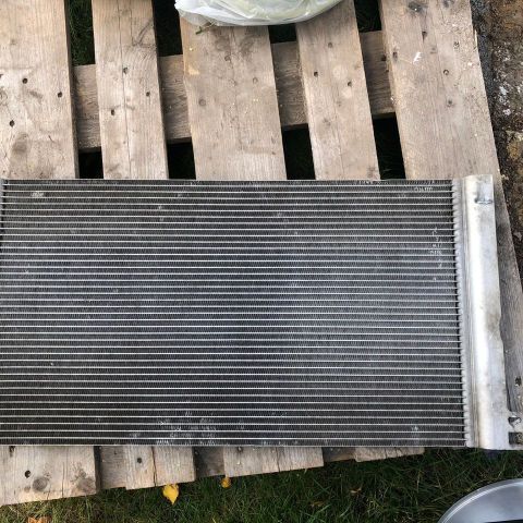 Intercooler / AC radiator VW Caravelle/Transporter T5