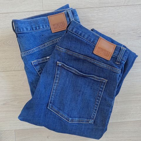 To stk jeans fra Weekday str. 33/32