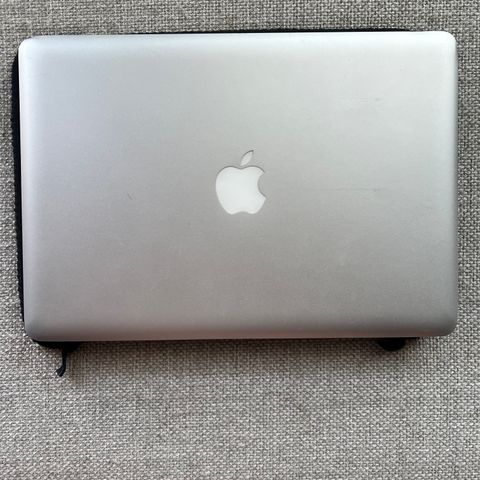 Macbook, ipad og samsung 10+