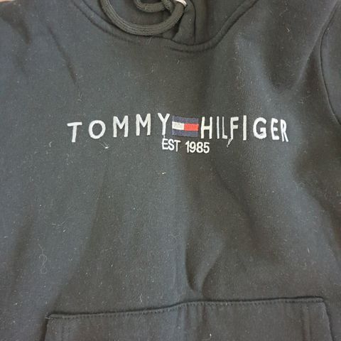 Tommy klær kjøpt i Tyrkia.