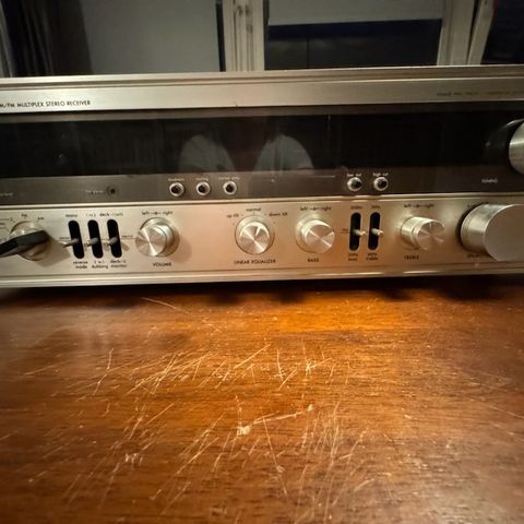 Luxman 1500 receiver/forsterkerVintage stereo