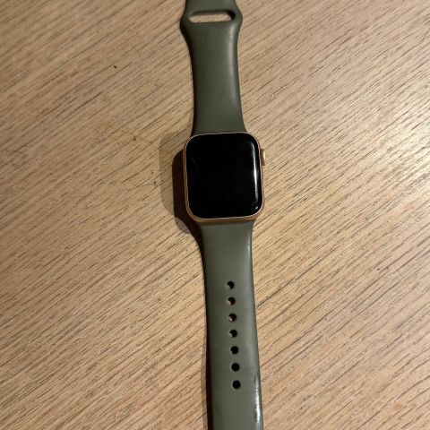 Apple Watch series 5