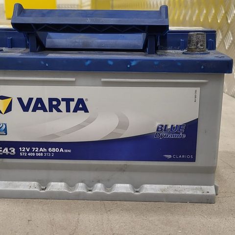 BILBATTERI VARTA 12V 72AH 680A