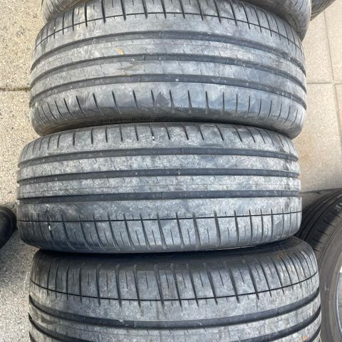 Michelin 205/45 R17