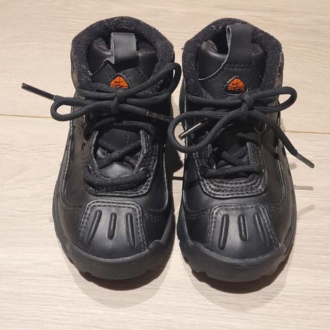 Nike ACG sko | str 25