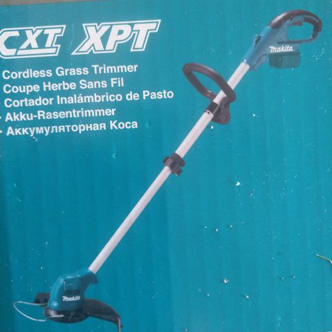 Makita gresstrimmer