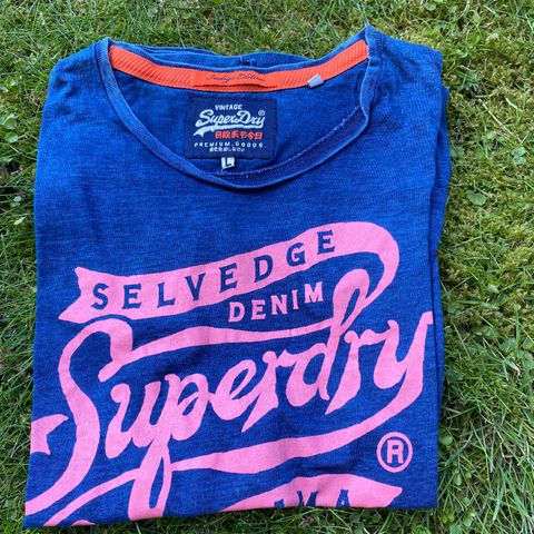 T skjorter SuperDry - dame/herre