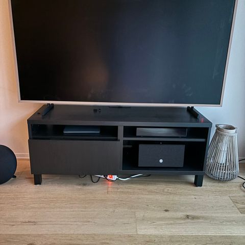 Ikea tv benk - bestå