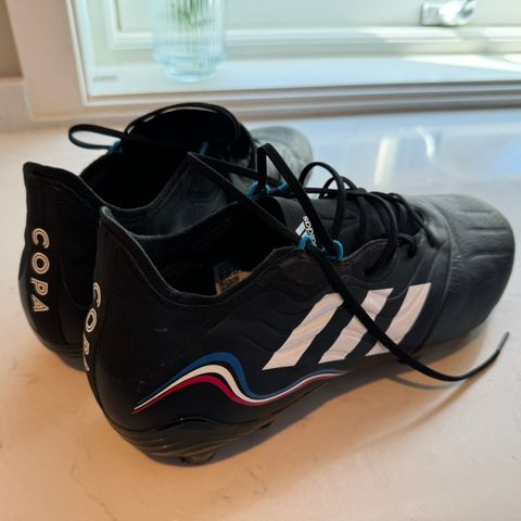 Addidas Coba str 44 fotballsko/brukt 1 gang