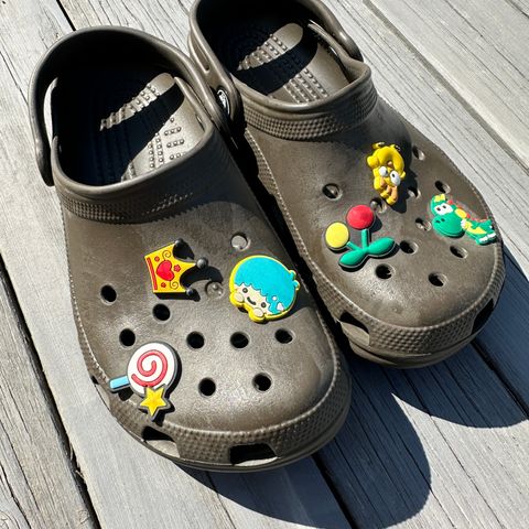 Crocs