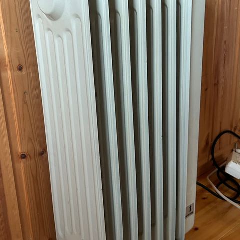 Varmeovn / oljefylt radiator 1500W / 230V