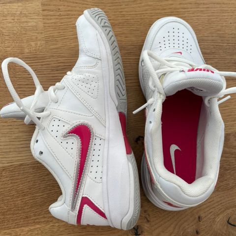 Nike tennissko