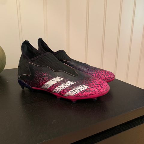 Adidas predator sko