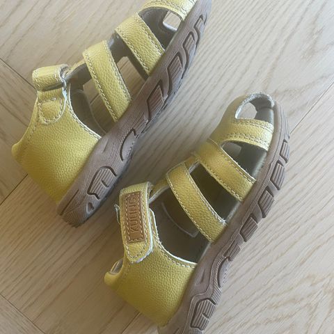 Sandaler fra Kuling - som nye