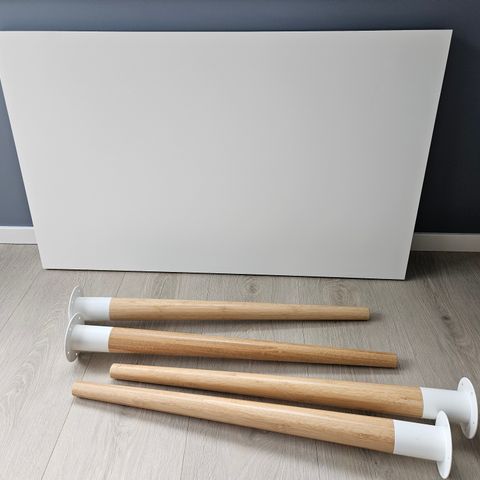 Linnmon skrivebord ikea