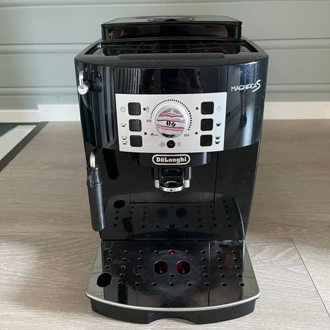 Delonghi Magnifica S kaffemaskin