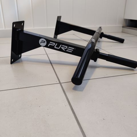 Pure Pull up bar selges