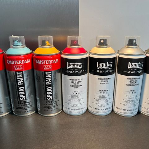 Spray paint - Amsterdam / Liquitex