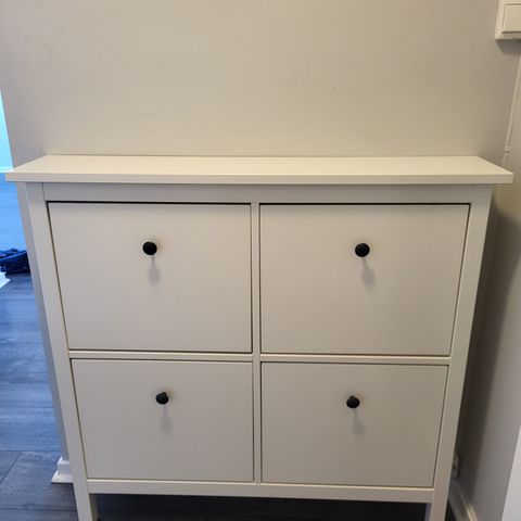 Hemnes skoskap