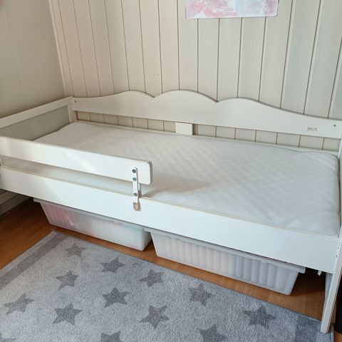 Barneseng juniorseng 160x70 Ikea med madrass