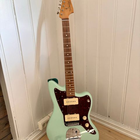 Fender Vintera ‘60s Jazzmaster modified