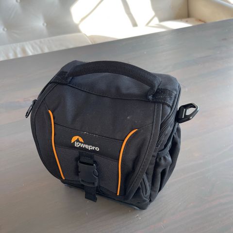 Lowepro Adventura SH 140 ii